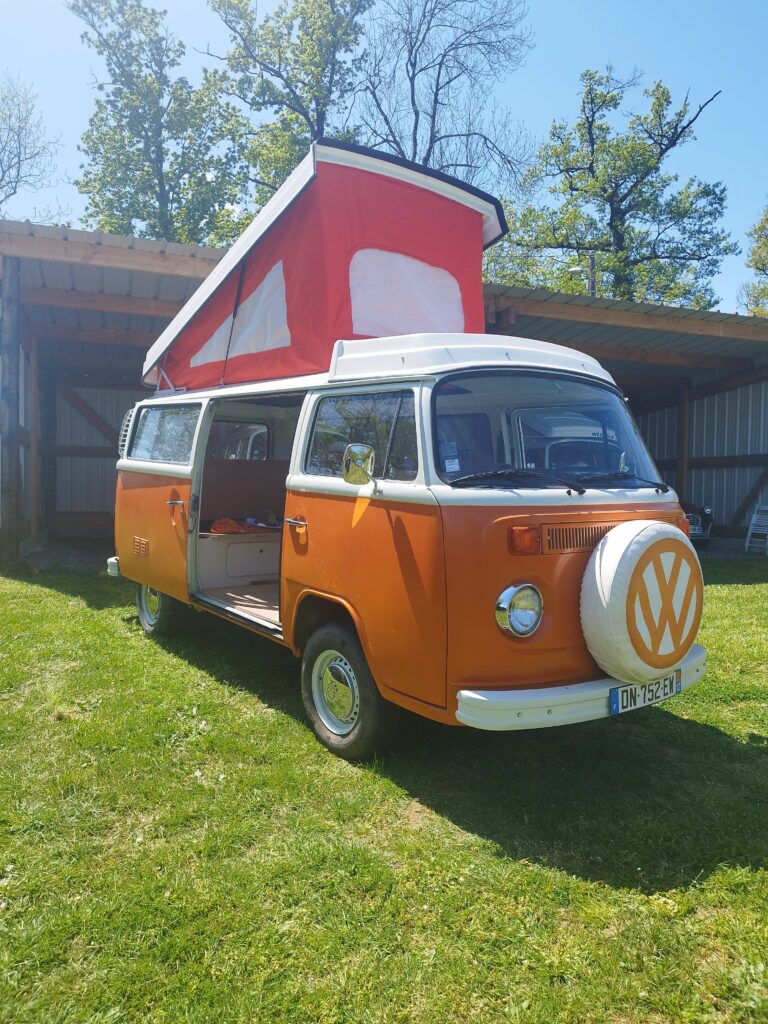 location combi Volkswagen pour vos vacances weekend en famille location matériel de camping en Occitanie